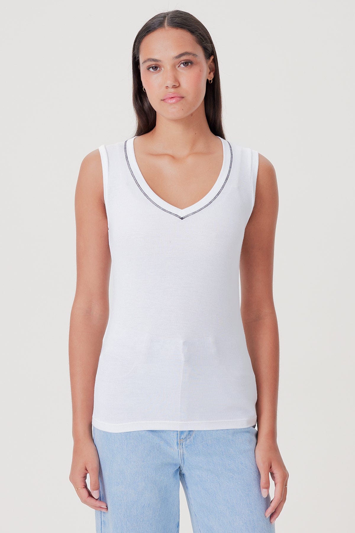 Goldie LeWinter TEES XS / White Lilian Ribbed V Neck Shell