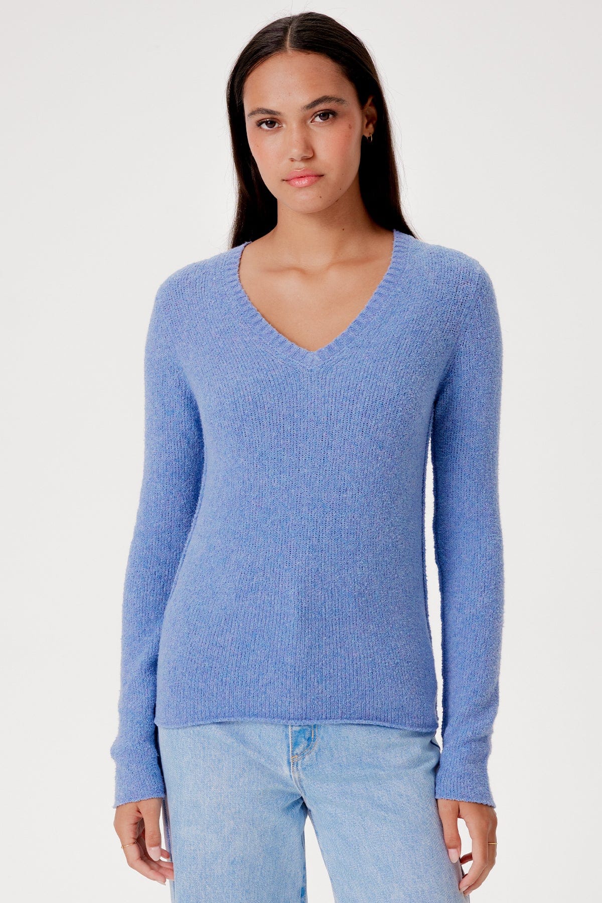 Goldie LeWinter XS / Blue Heather Bouclé V Neck Sweater